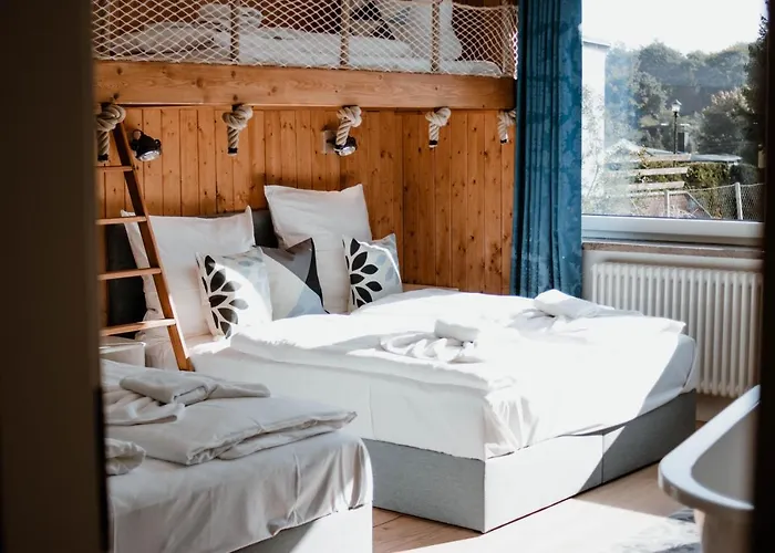 Ferienhaus mit Kamin und Sauna Pier 1